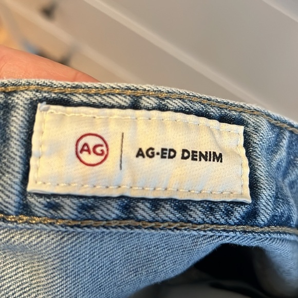 Jeans - Picture 3 of 5